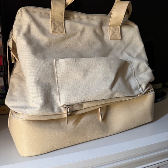 Beis Convertible Mini Weekender - Picture 5 of 7